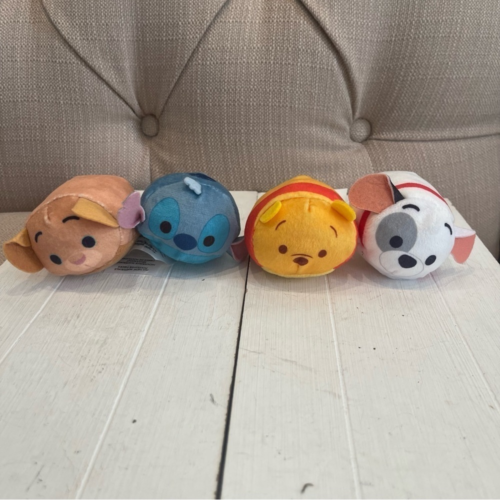 Disney Tsum Tsum Mini 3” Plush Lot of 4